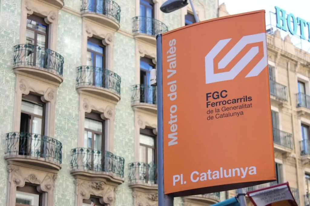 3 bedrooms appartement with furnished terrace and wifi at Barcelona 3 km away from the beach