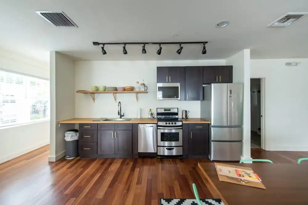 3 Bedrooms I Sleeps 8 I Best Value in South Beach