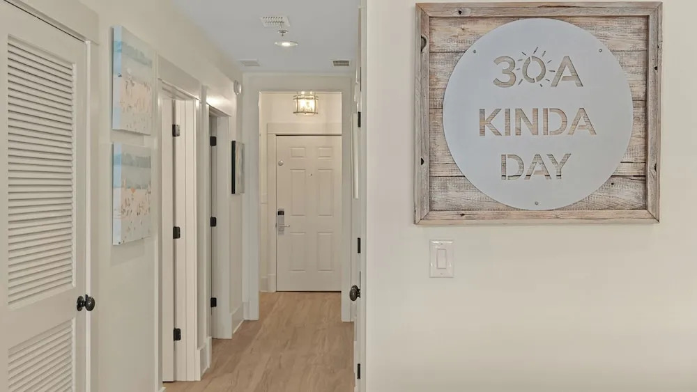 30A Kinda Day by Avantstay Pool + Private Beach Top Floor Redfish