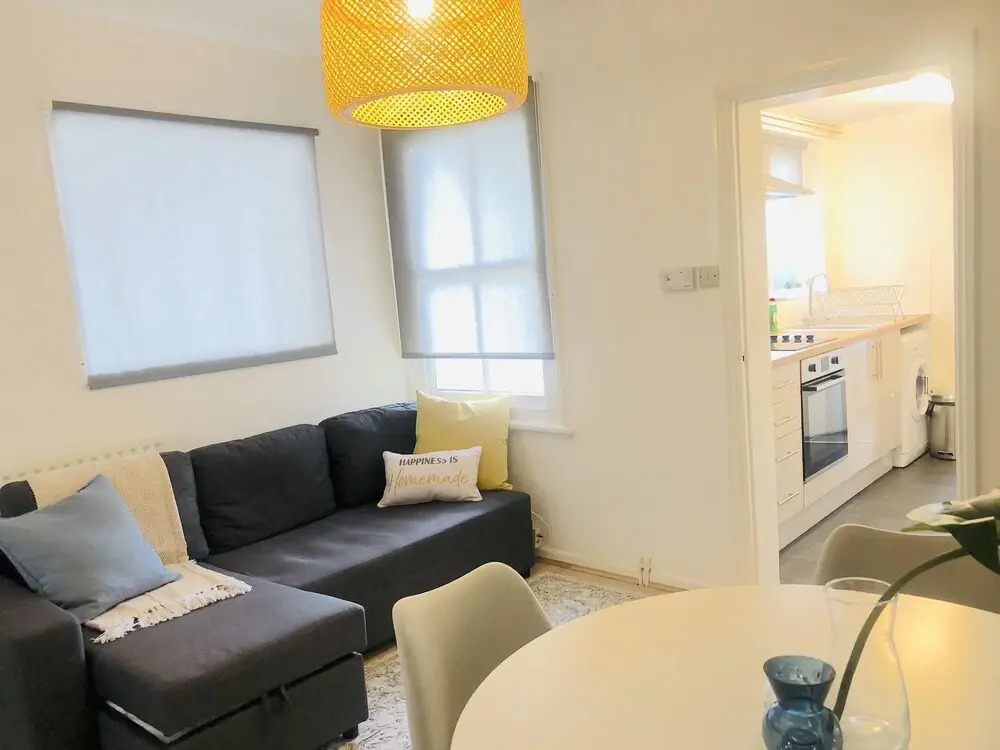 One Bedroom City Apartment, Cambridge by Sojo Stay