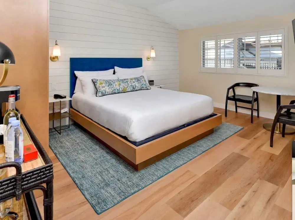 Inn At Roses Landing