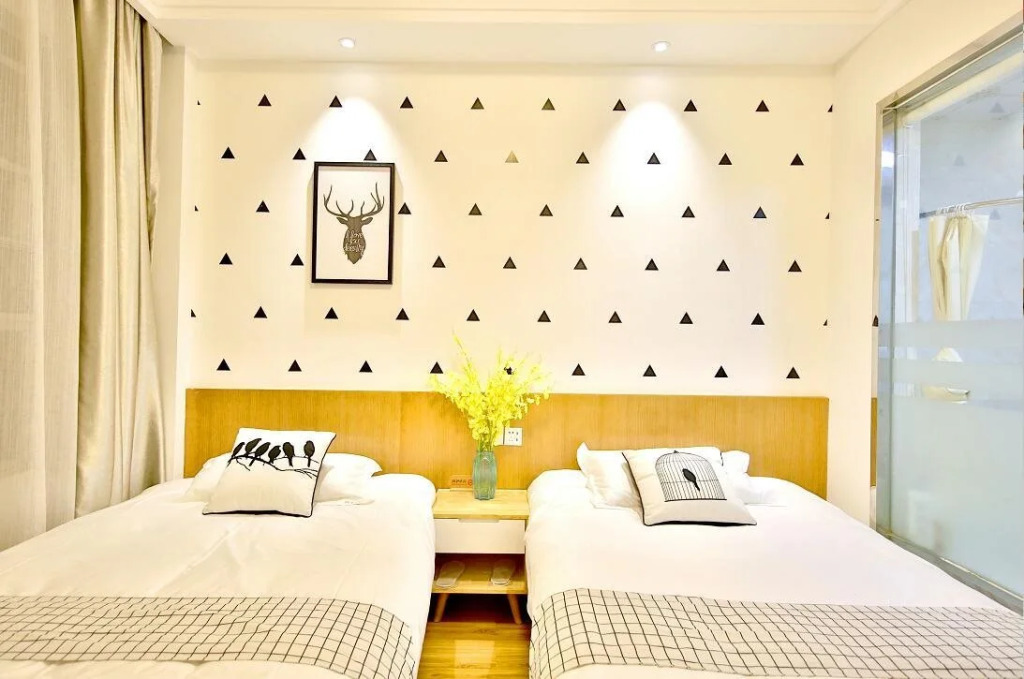 Time Machine Hotel