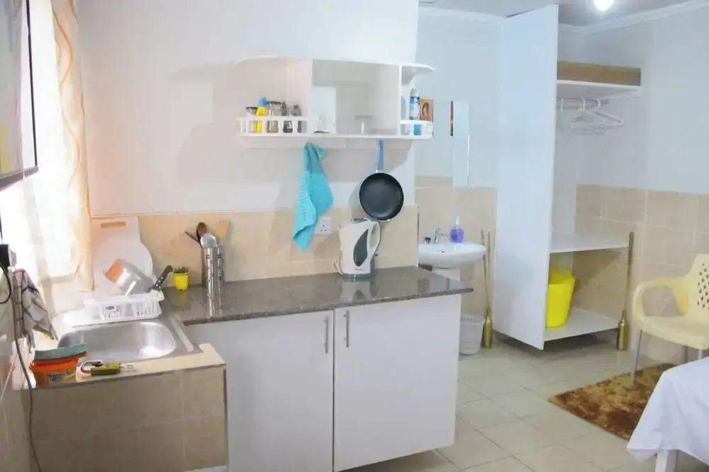 Room-sappire Suits- Cozy Room With Own F