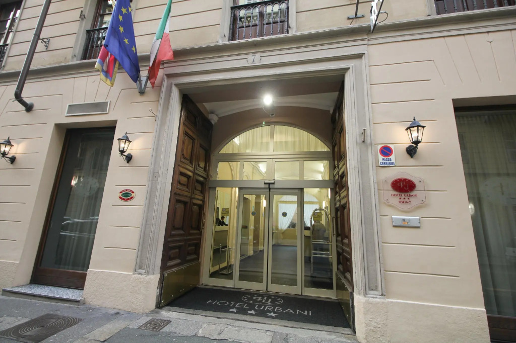 Hotel Urbani