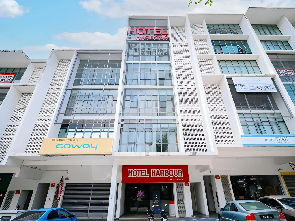 Swing & Pillows - PJ21 Petaling Jaya