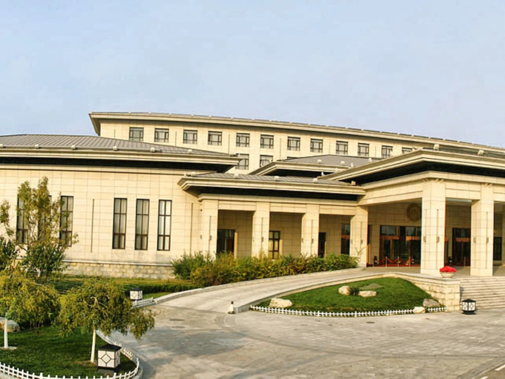 Tianjin Bolong Shanzhuang Hotel