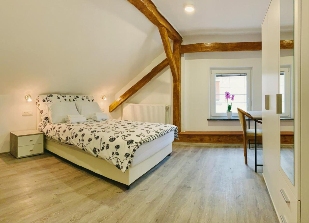 Lina Rooms Hostel