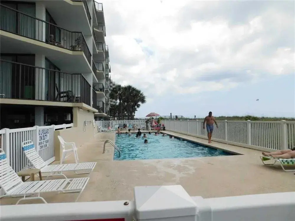 Crescent Sands I D5 3 Bedrooms 3 Bathrooms Condo