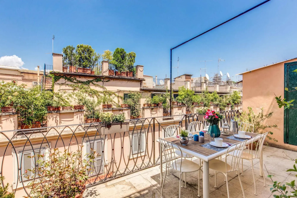 Spagna Glamour Life Penthouse