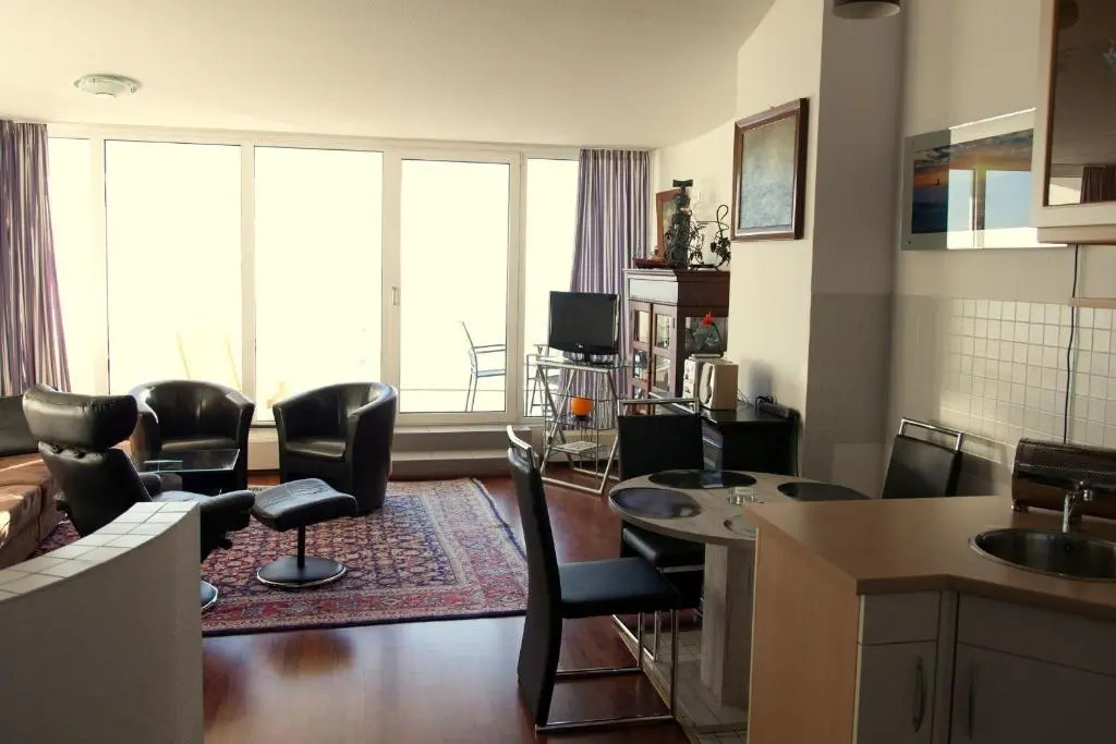 Apartment 92