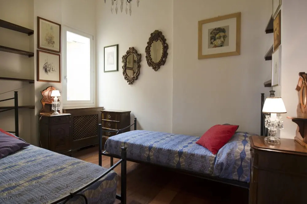 UR-NEST Piazza Maggiore
