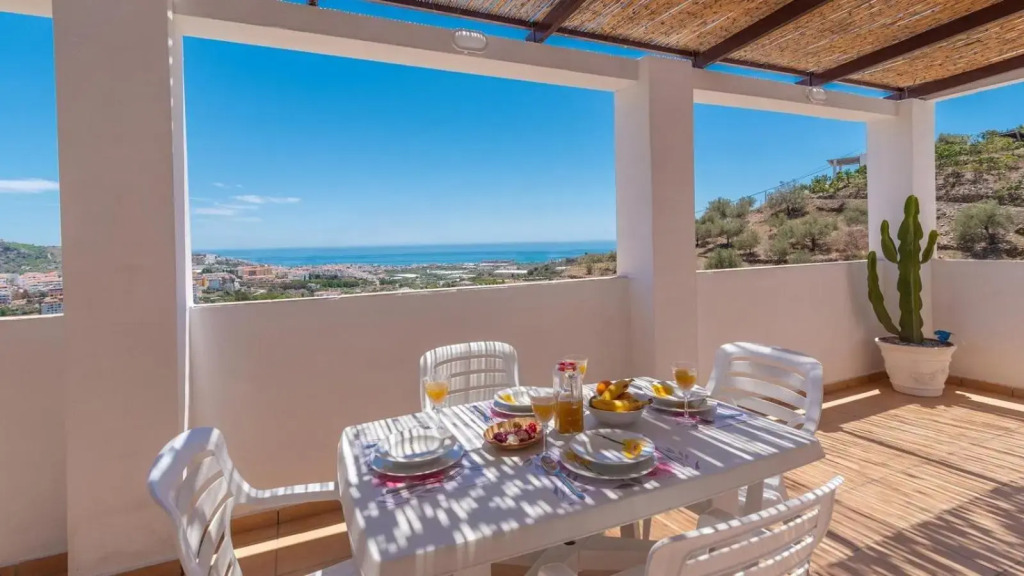 Villa Diego Torrox by Ruralidays