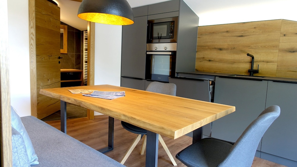 Bergzeit Flat Saalbach Directly on the ski Piste