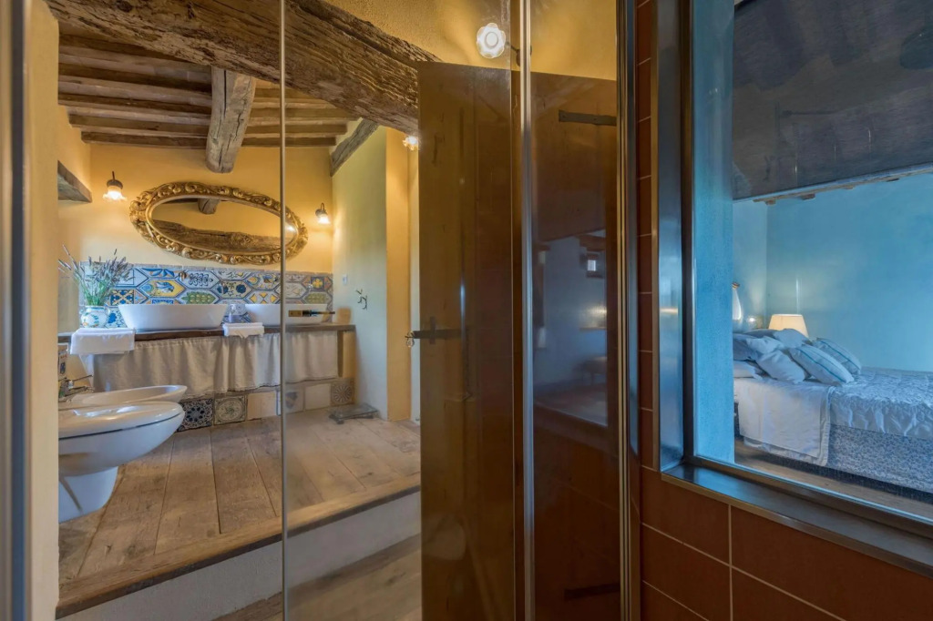 Beautiful Luxury Independent Villa With 13 Sleeps -prugnolo