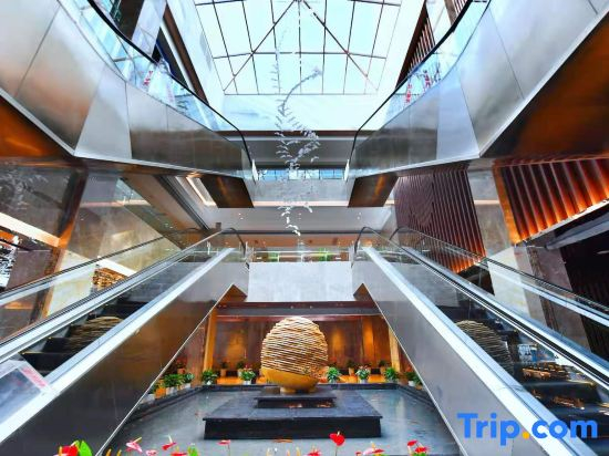 Quehua International Hotel
