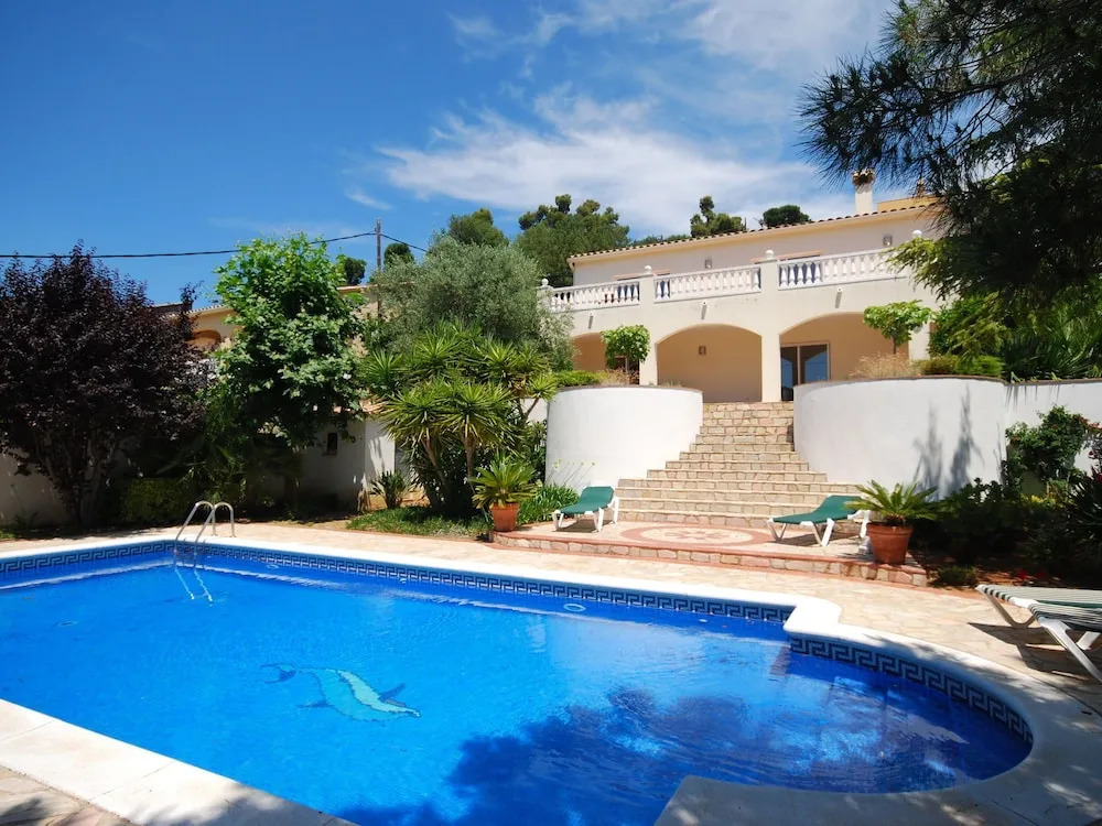 Premium Villa in Calonge With Swimming Pool