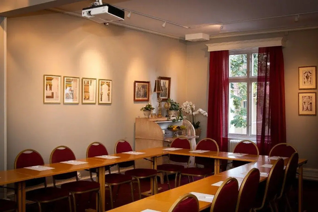 Karstorp Säteri   Hotell och Konferens