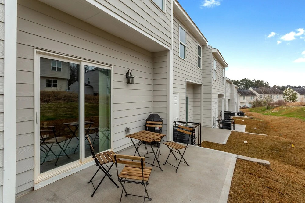 Beautiful New Construction Near Airport