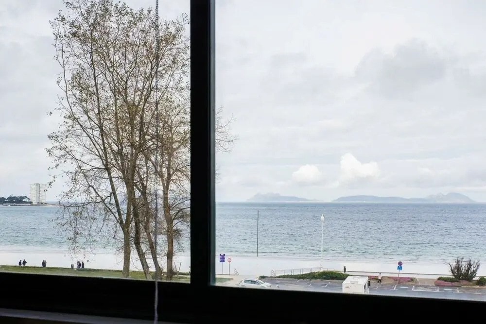 Centric Flat Unbeatable Area, Close to the Beach