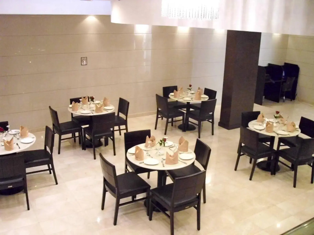Сlick Square Hotel