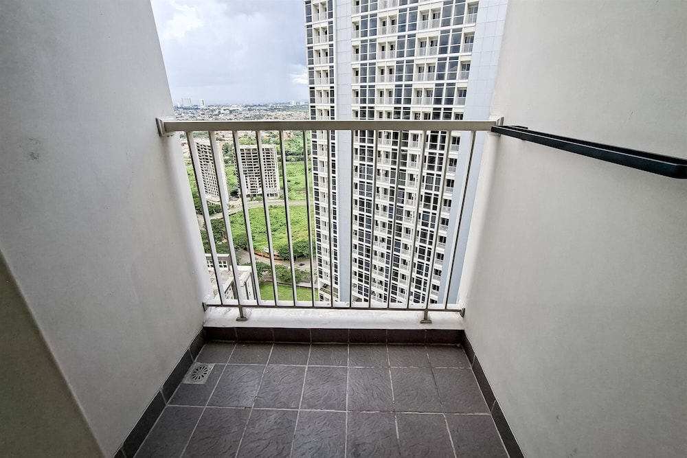 Enjoyable Living Studio At Apartment Pacific Garden - Campus Town @Alam Sutera