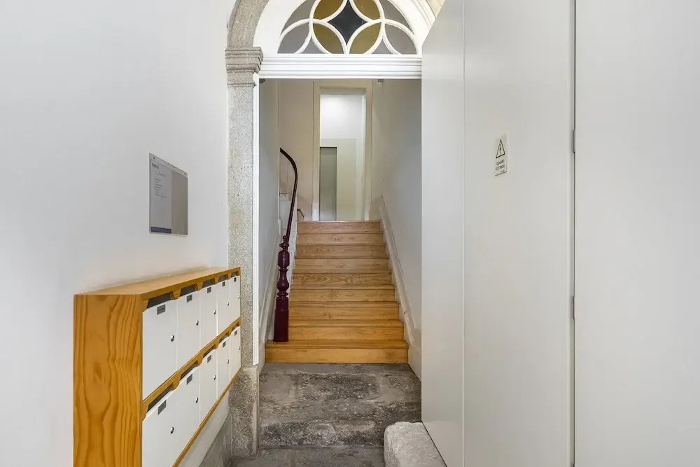 Central 1-Bed W/ Top View Perfect To Explore Porto