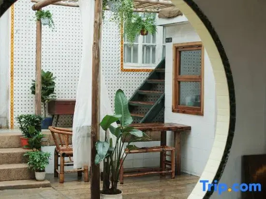 Shankara Youth Hostel