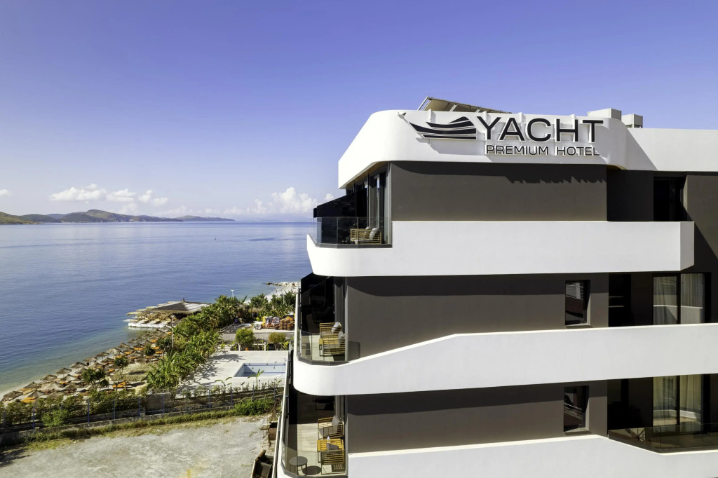AlYACHT Premium Hotel