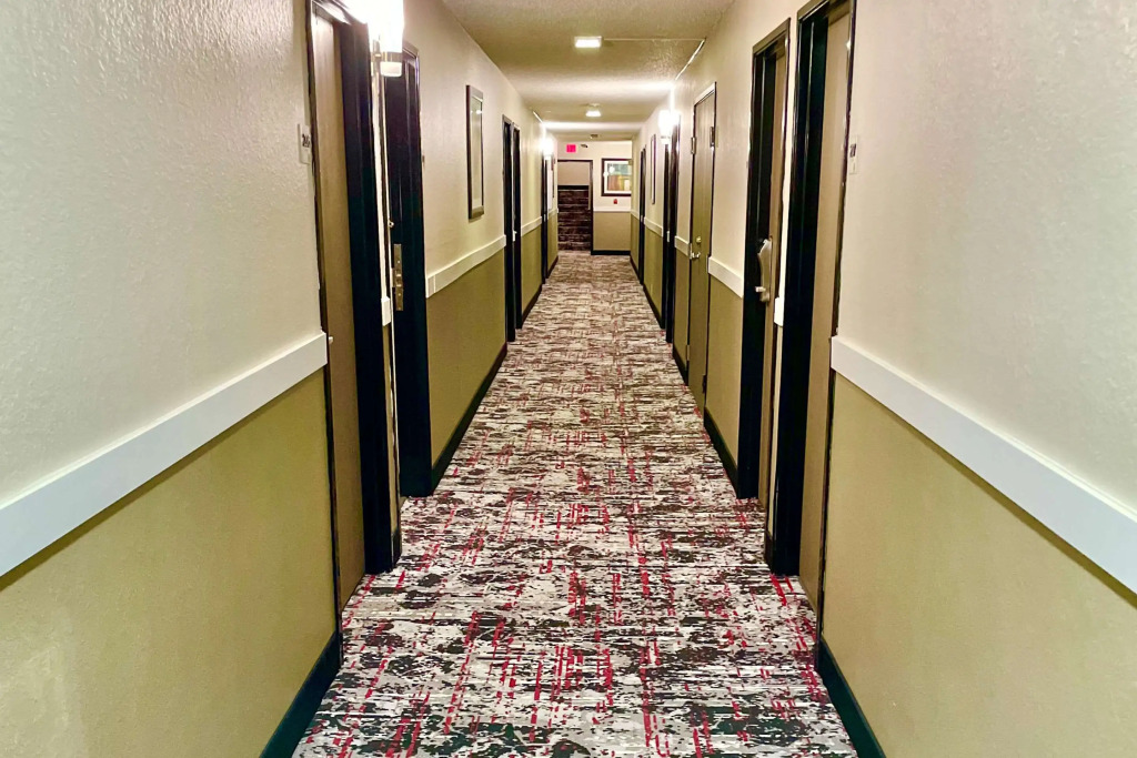 Econo Lodge Cartersville-Emerson Lake Point