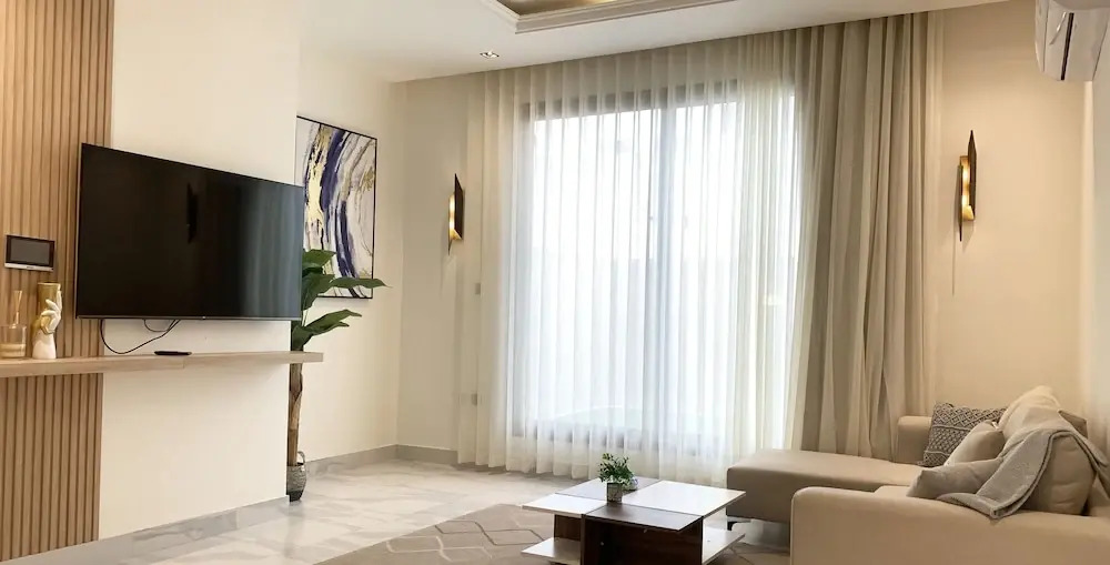 Kease D12 Al Qirwan Apartment