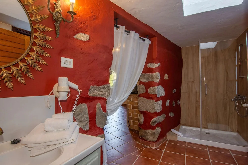 Casa Rural con Piscina Compartida Fontanales II