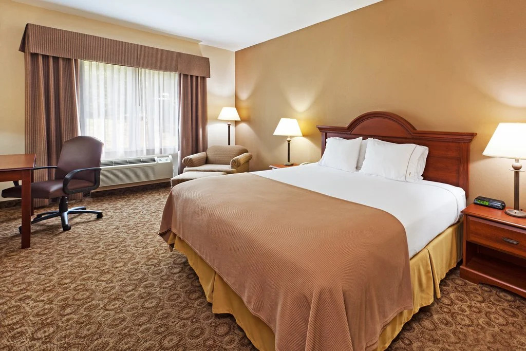 Comfort Inn & Suites Brevard North