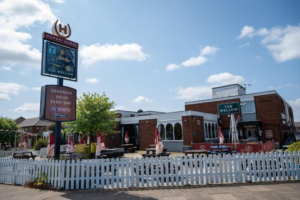 Wellow Hotel