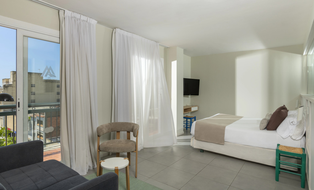 AQUA Hotel Bertran Park