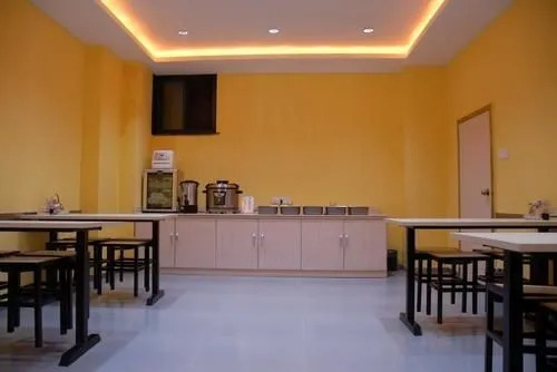 Haigang Fashion Hostel