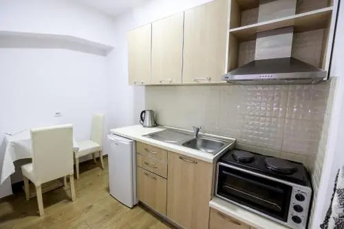 Elior2 Apartments