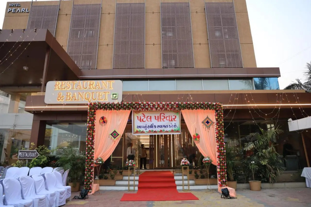 Pearl Hotel & Banquets