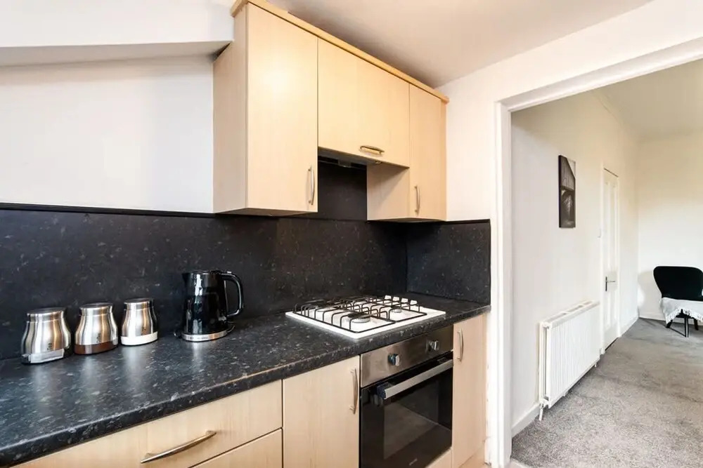 5 Individual Beds - Free Parking