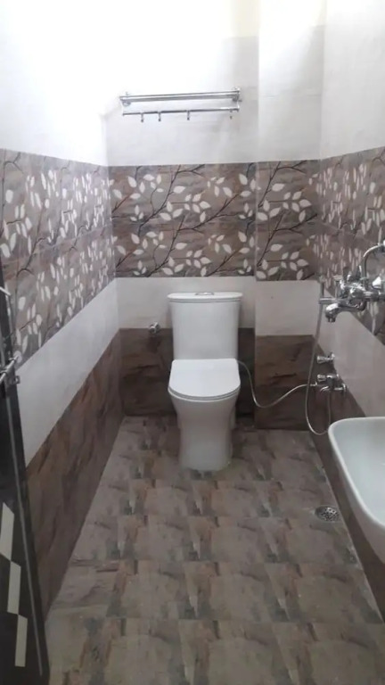 Royal Zayka Hotel & Restaurant