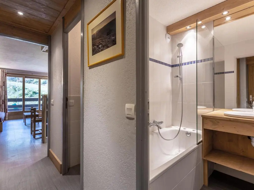 Appartement Les Allues-Méribel, 2 pièces, 5 personnes - FR-1-355-129