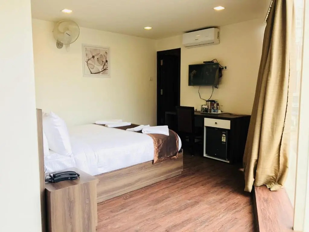 Hotel Royal Inn - Electronic City