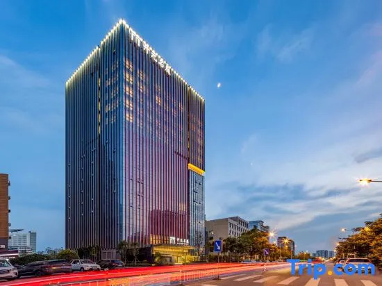 Pingdingshan Pingfa Maison New Century Hotel