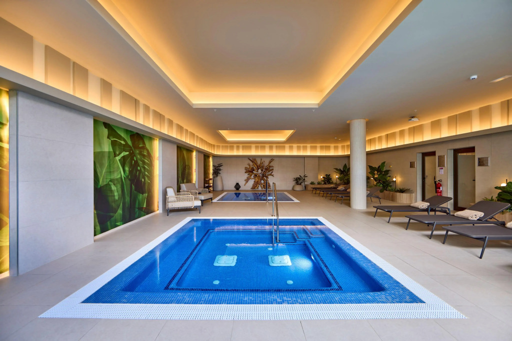 Отель Riu Turquoise