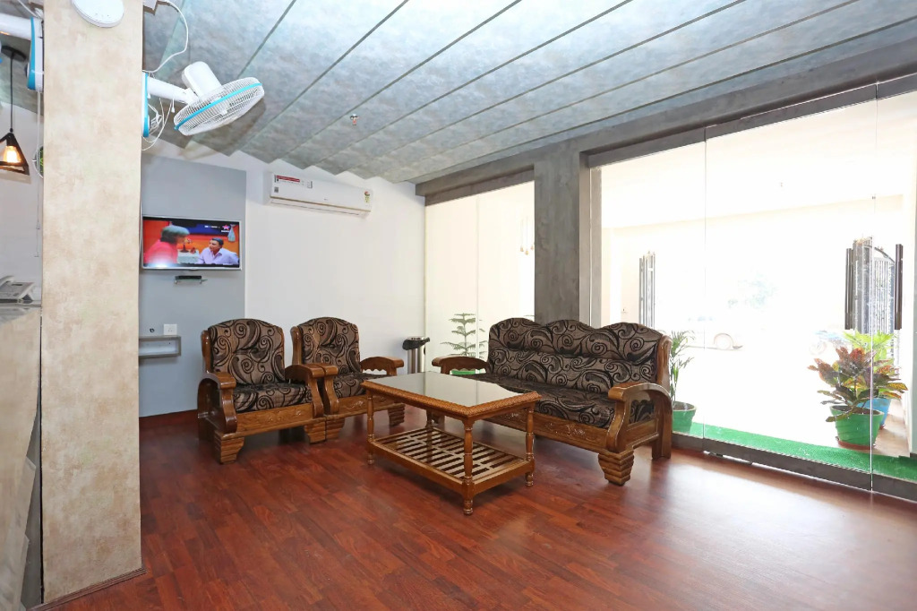Capital O 11408 Hotel Sai Jagannath