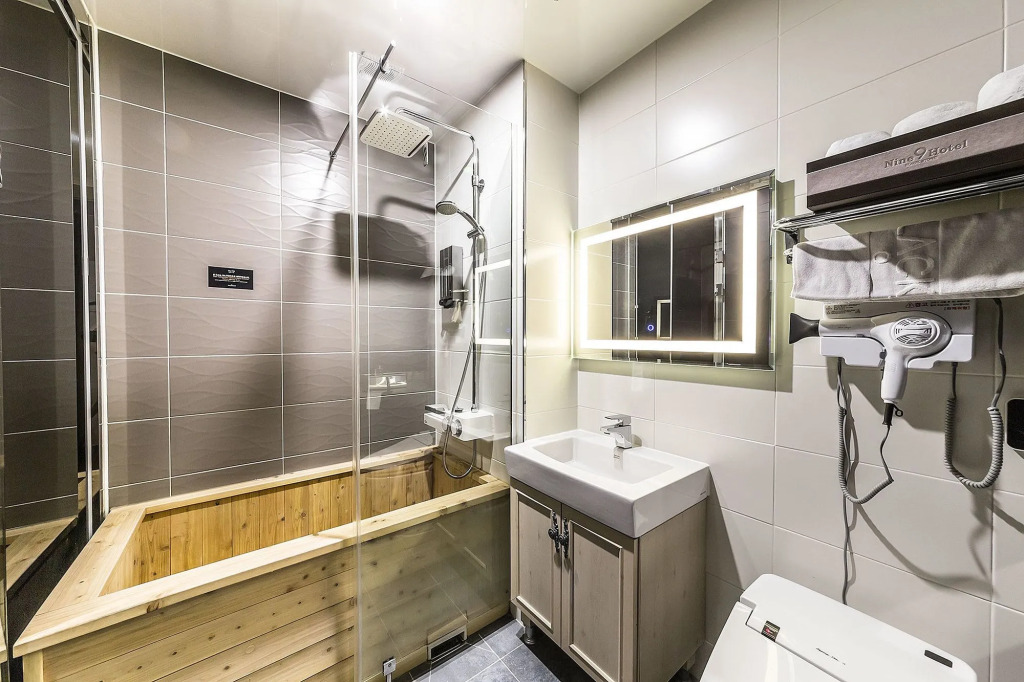 Hotel 9 in Dongdaemoon