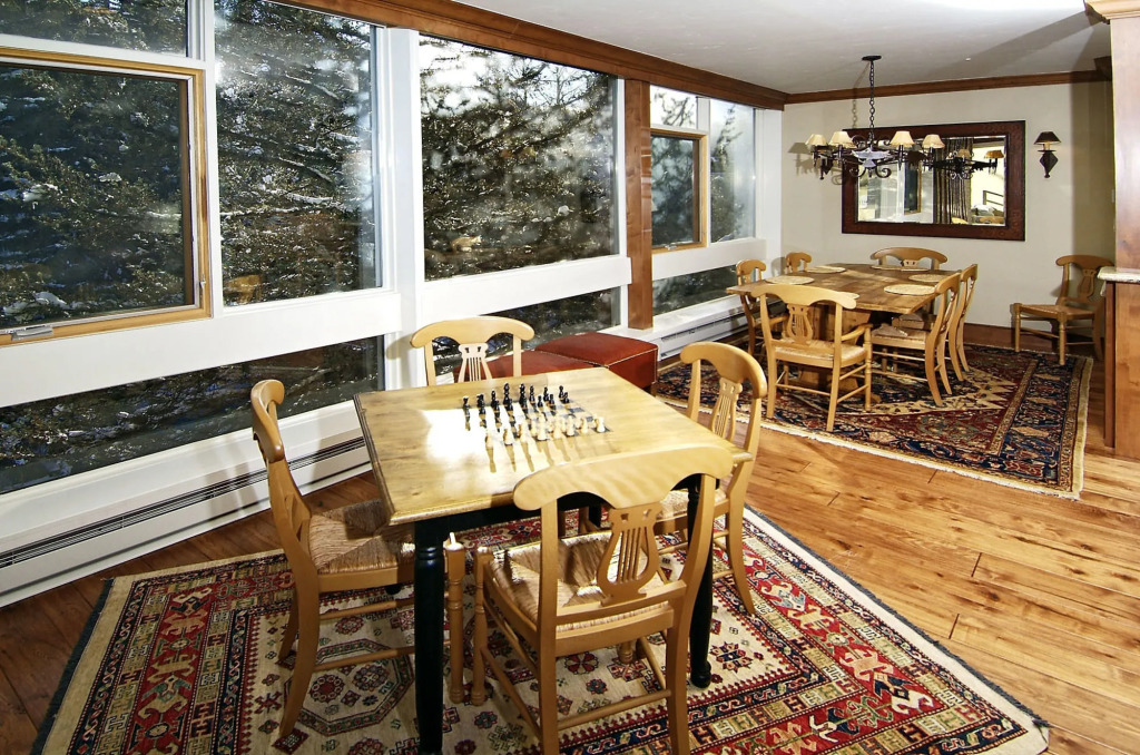 Lodge at Lionshead