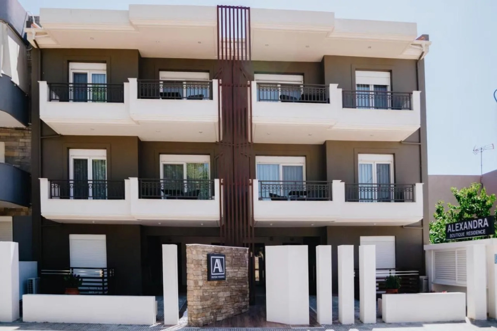 ALEXANDRA Boutique Residence Seaside