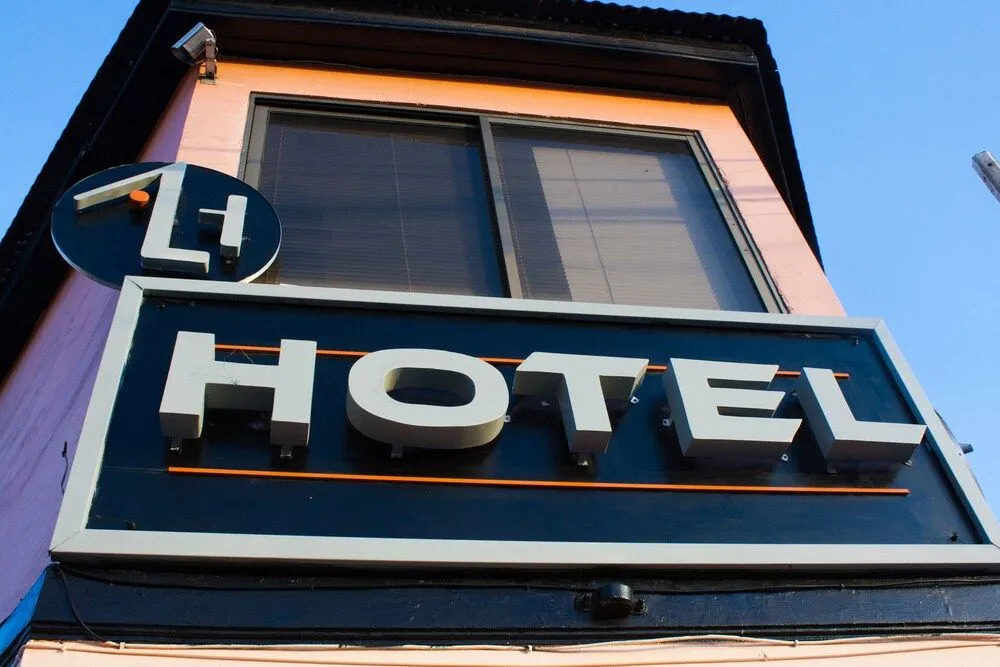 Hotel AYL