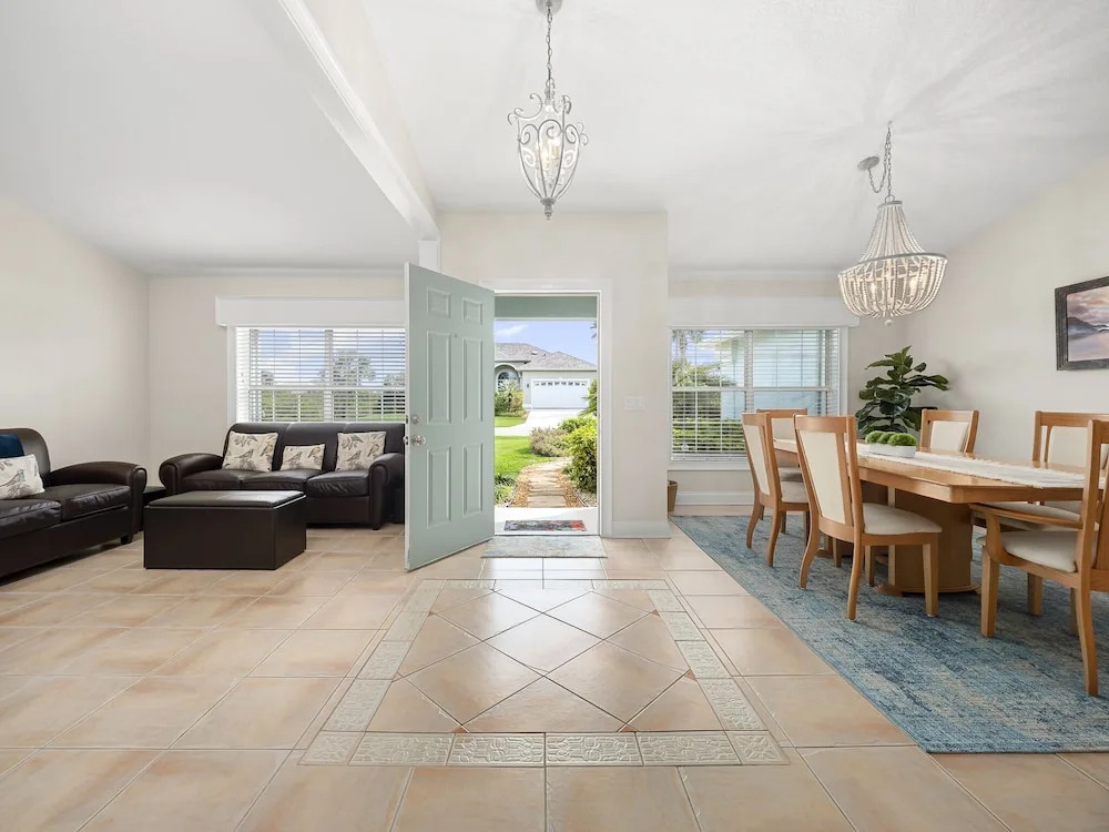 Complete Searenity by Distinctive Beach Rentals