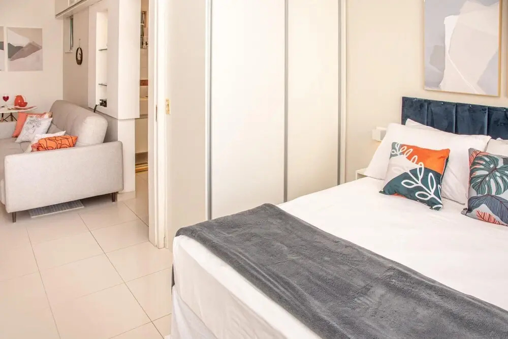 Apartment in Copacabana for up to 3 People 50m From the Beach Cavirio Jc1226